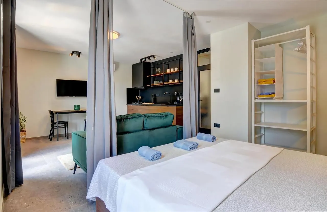 Centar Baba S Apartment Pula